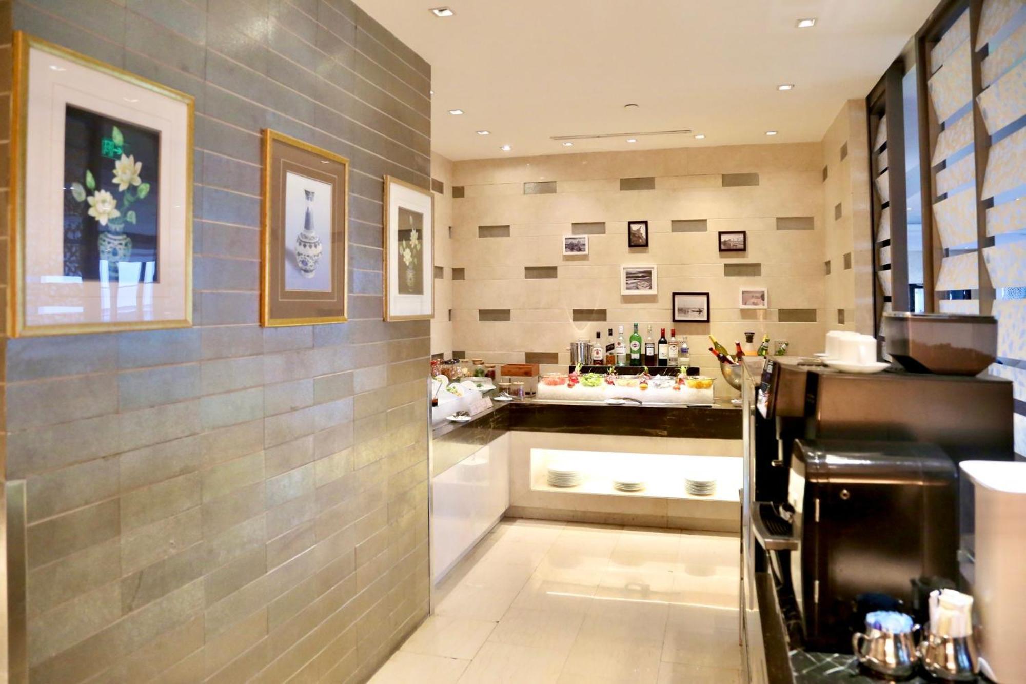 Intercontinental Jinan City Center By Ihg Eksteriør bilde