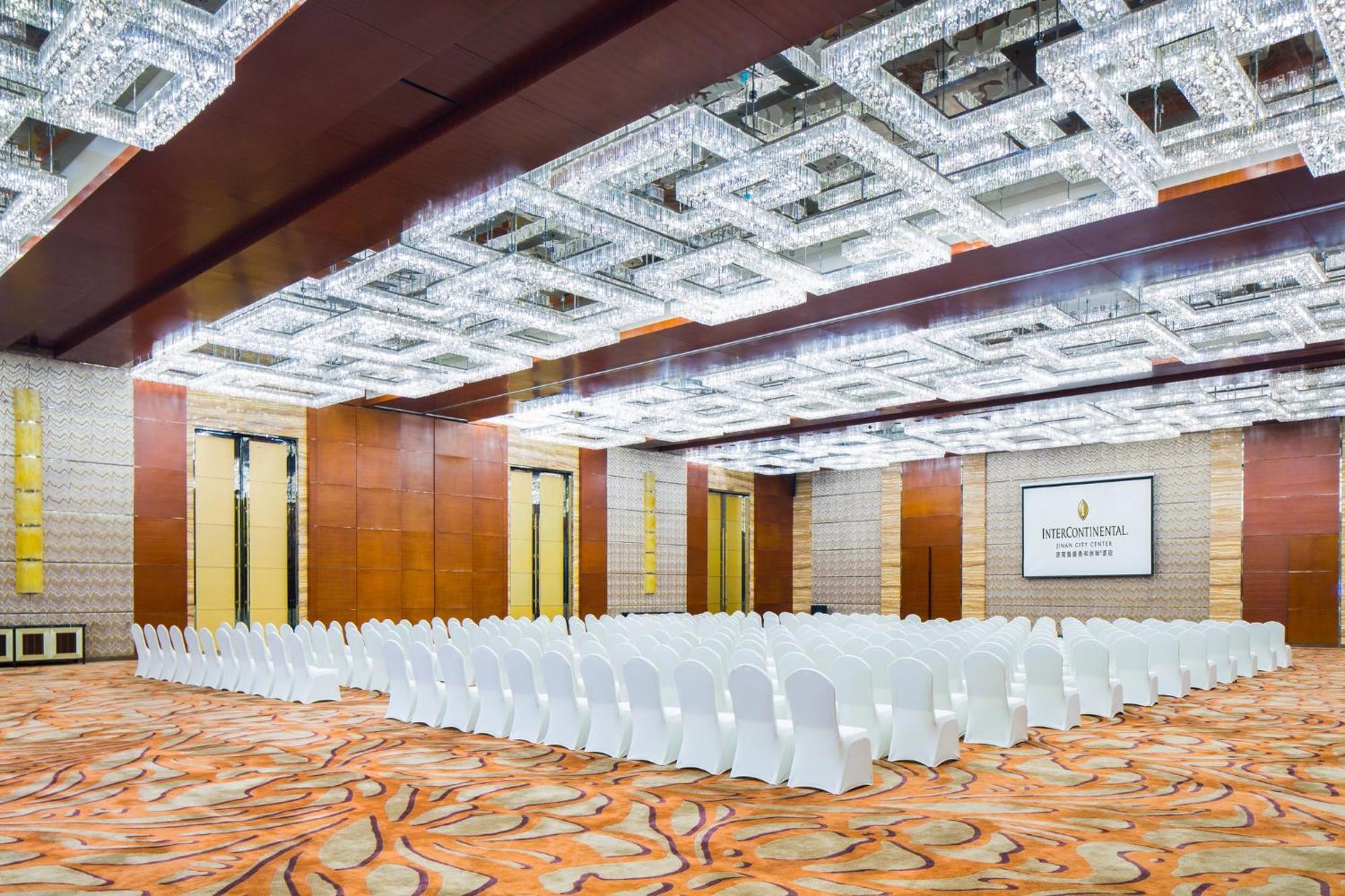 Intercontinental Jinan City Center By Ihg Eksteriør bilde