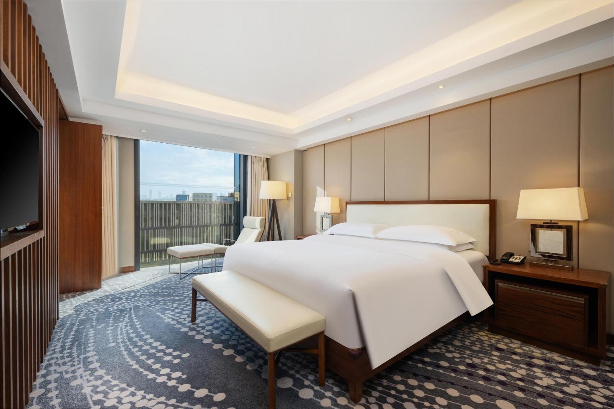 Intercontinental Jinan City Center By Ihg Eksteriør bilde